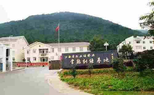 虞山(shān)尚湖(hú)森湖(hú)山(shān)莊拓展基地